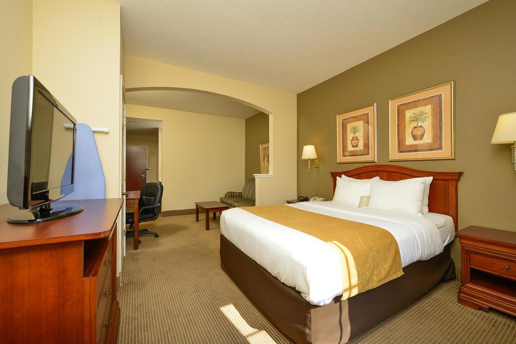 Comfort Suites Myrtle Beach Central Eksteriør billede